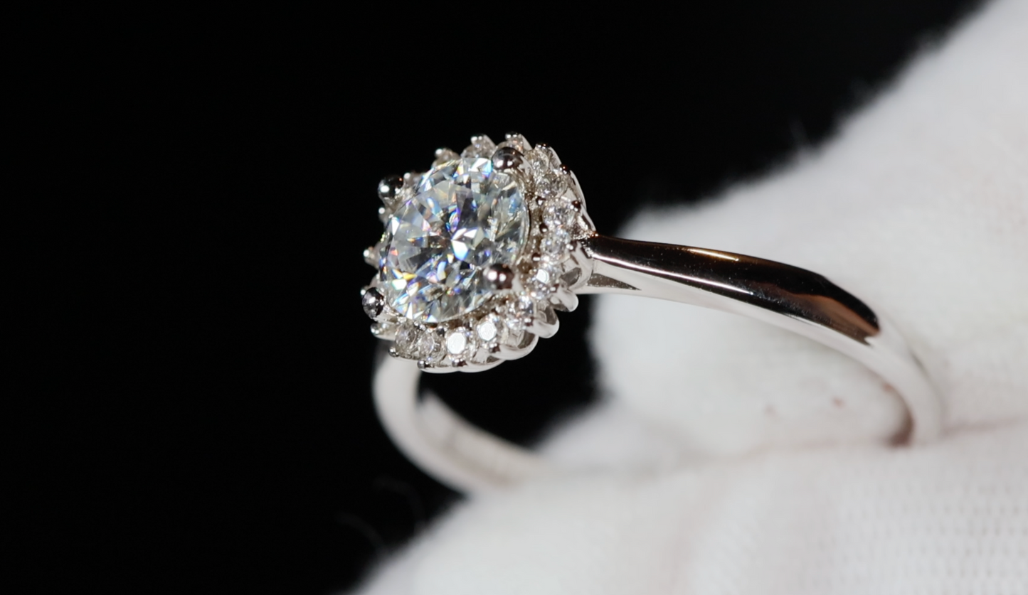 White Gold Moissanite Diamond Ring