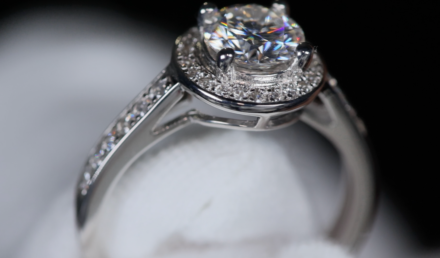Womens Moissanite Diamond Engagement Ring