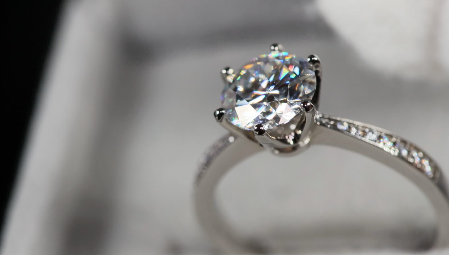 Womens Moissanite Diamond Engagement Ring