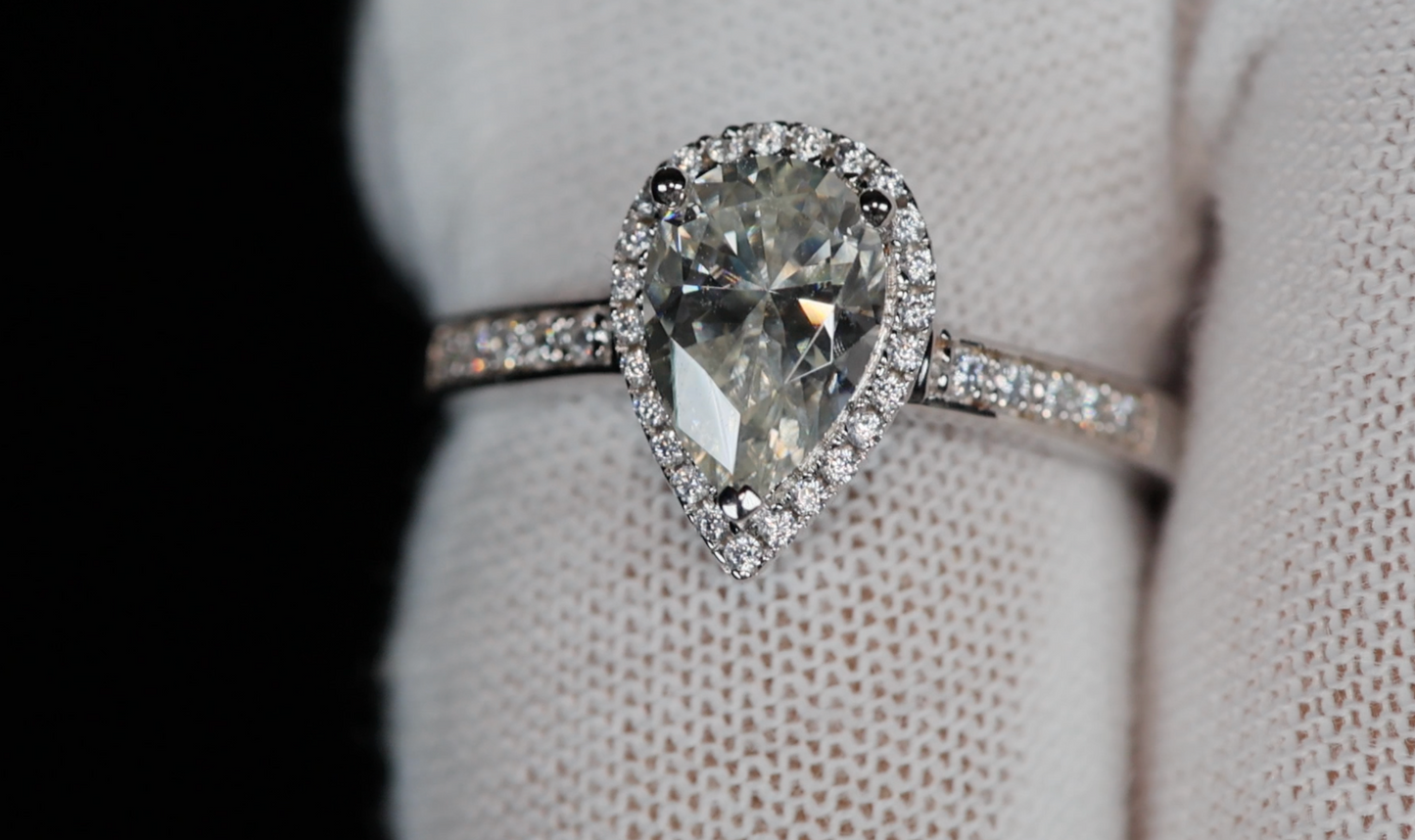 Womens Moissanite Engagement Ring