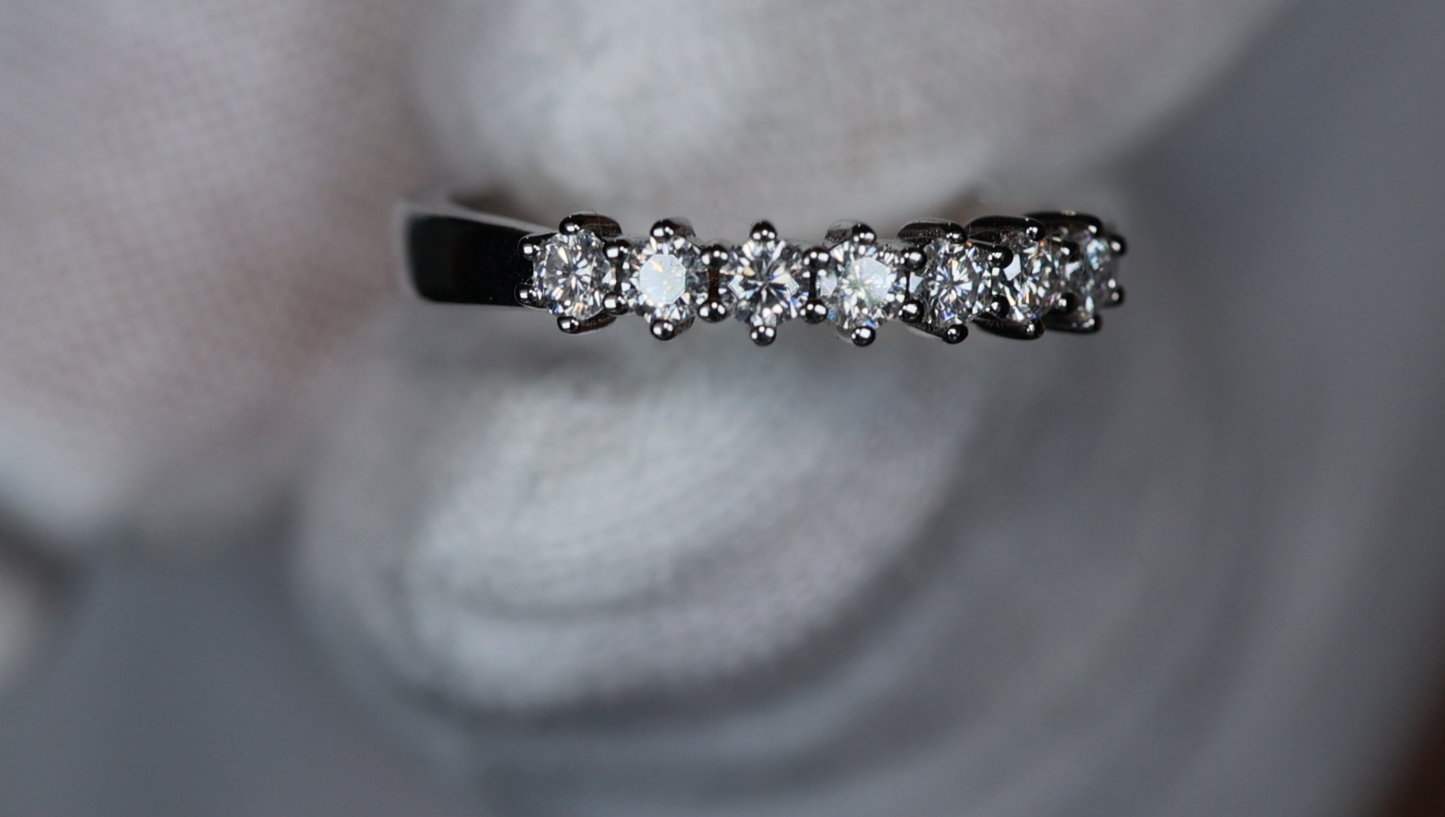 Moissanite Diamond Wedding Ring