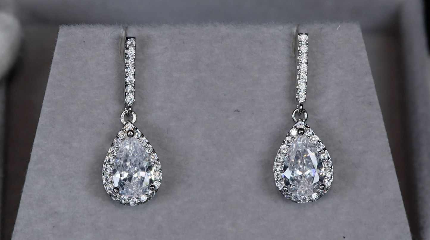 Teardrop Earrings | Womens Diamond Earrings | Pear Shape Earrings