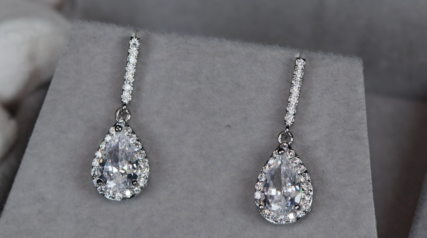 Teardrop Earrings | Womens Diamond Earrings | Pear Shape Earrings