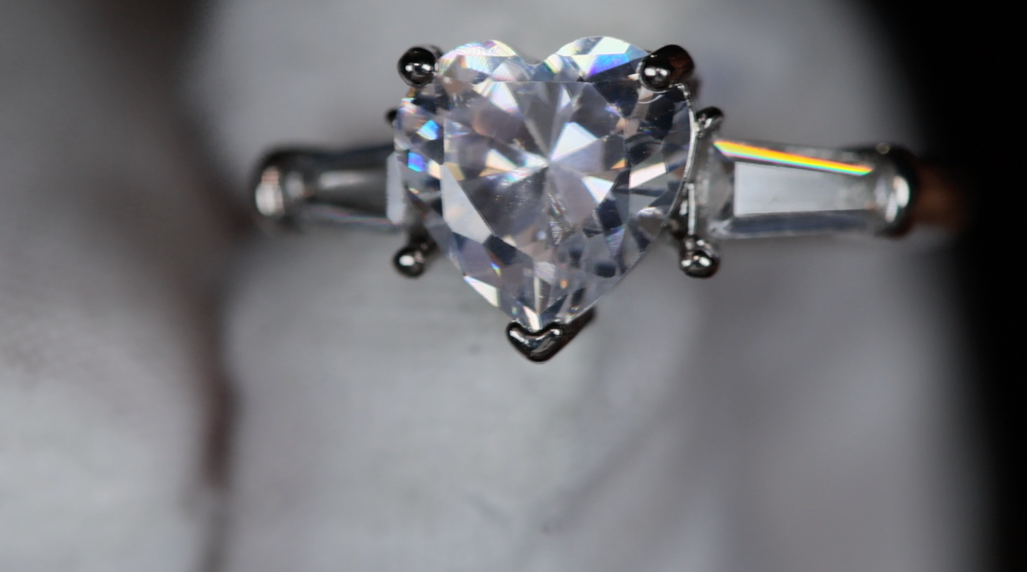 Diamond heart ring | Womens Heart Cut Diamond Ring