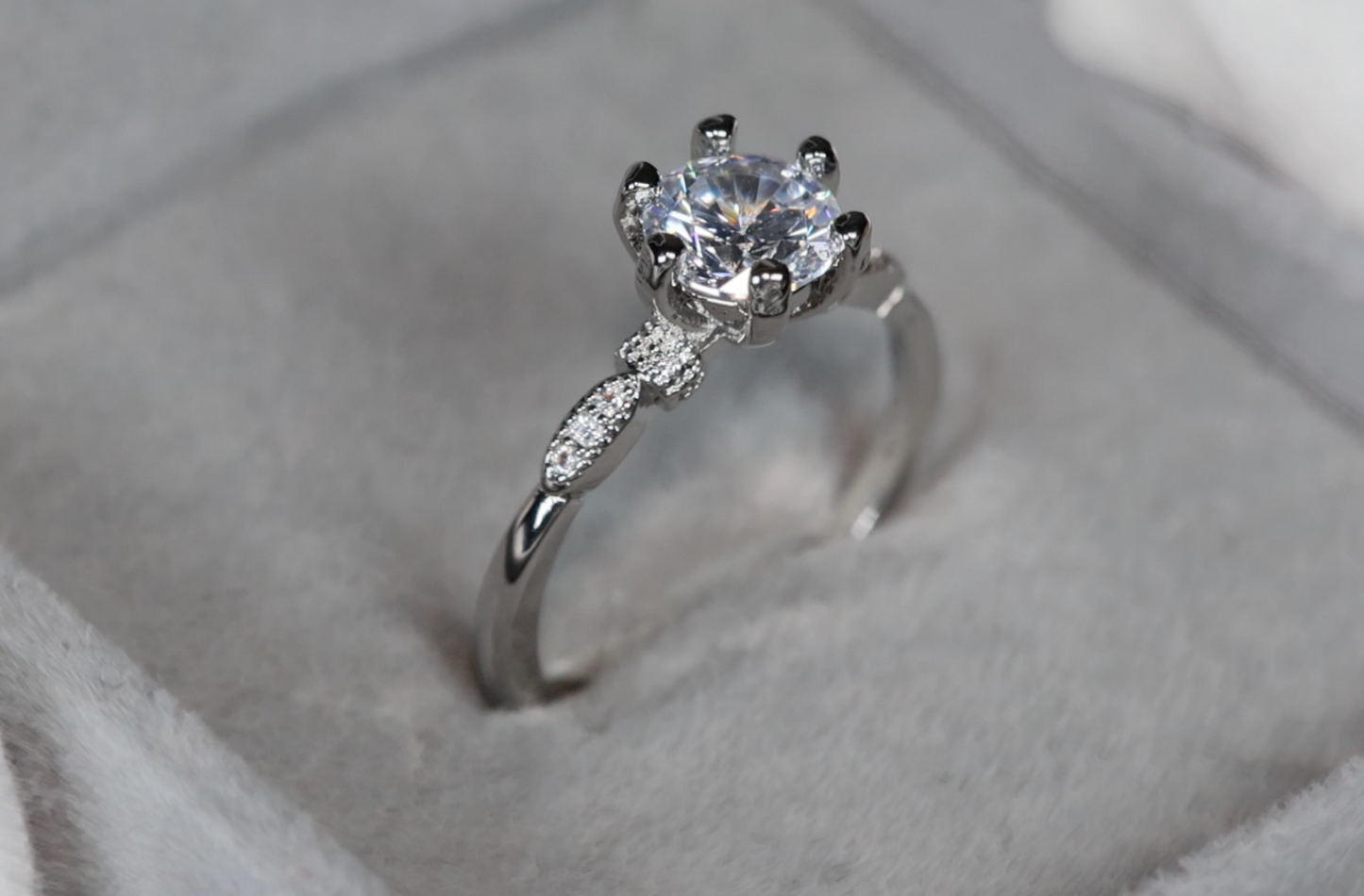 Womens Diamond Engagement Ring
