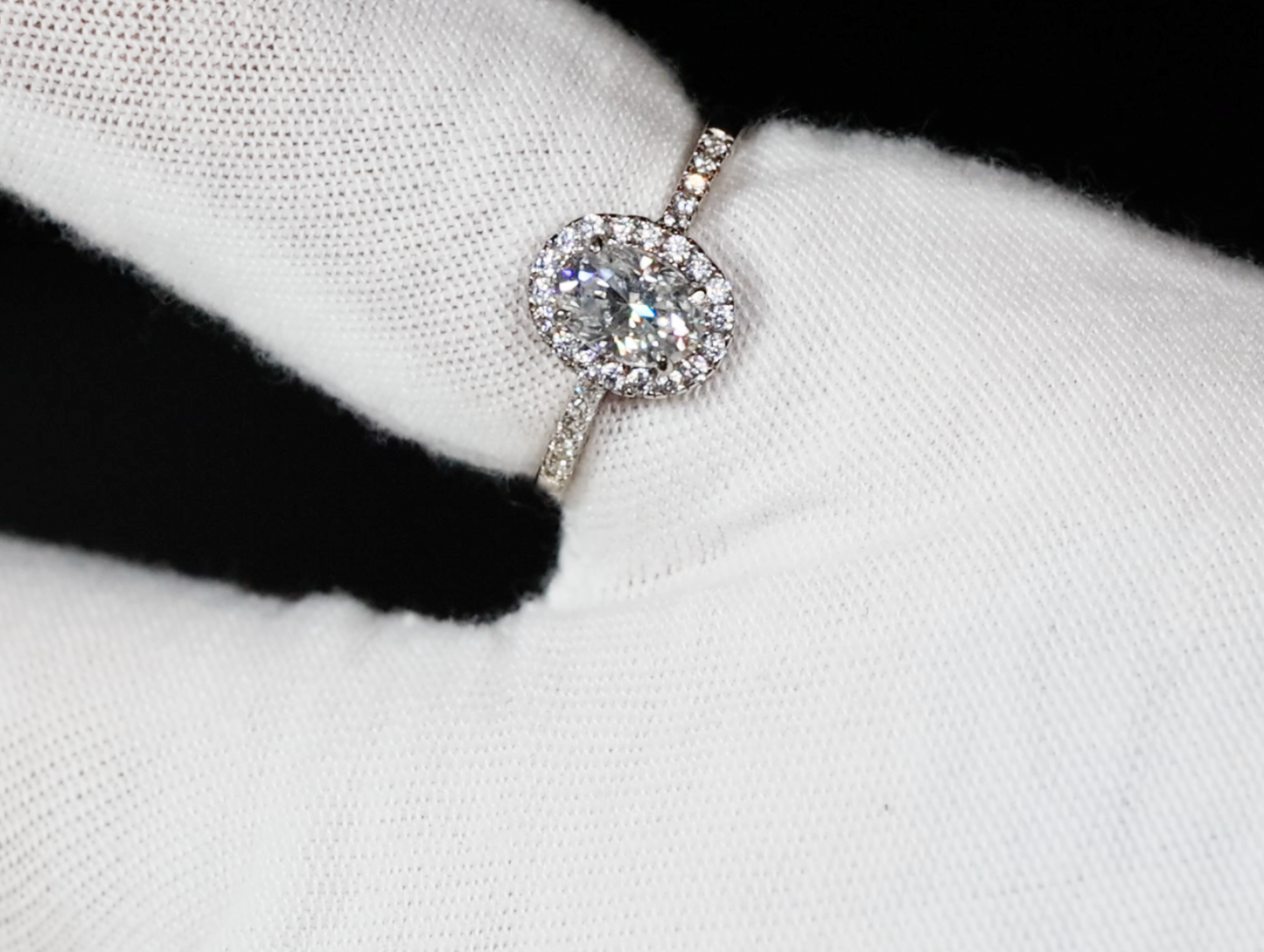 Moissanite Oval Diamond Ring