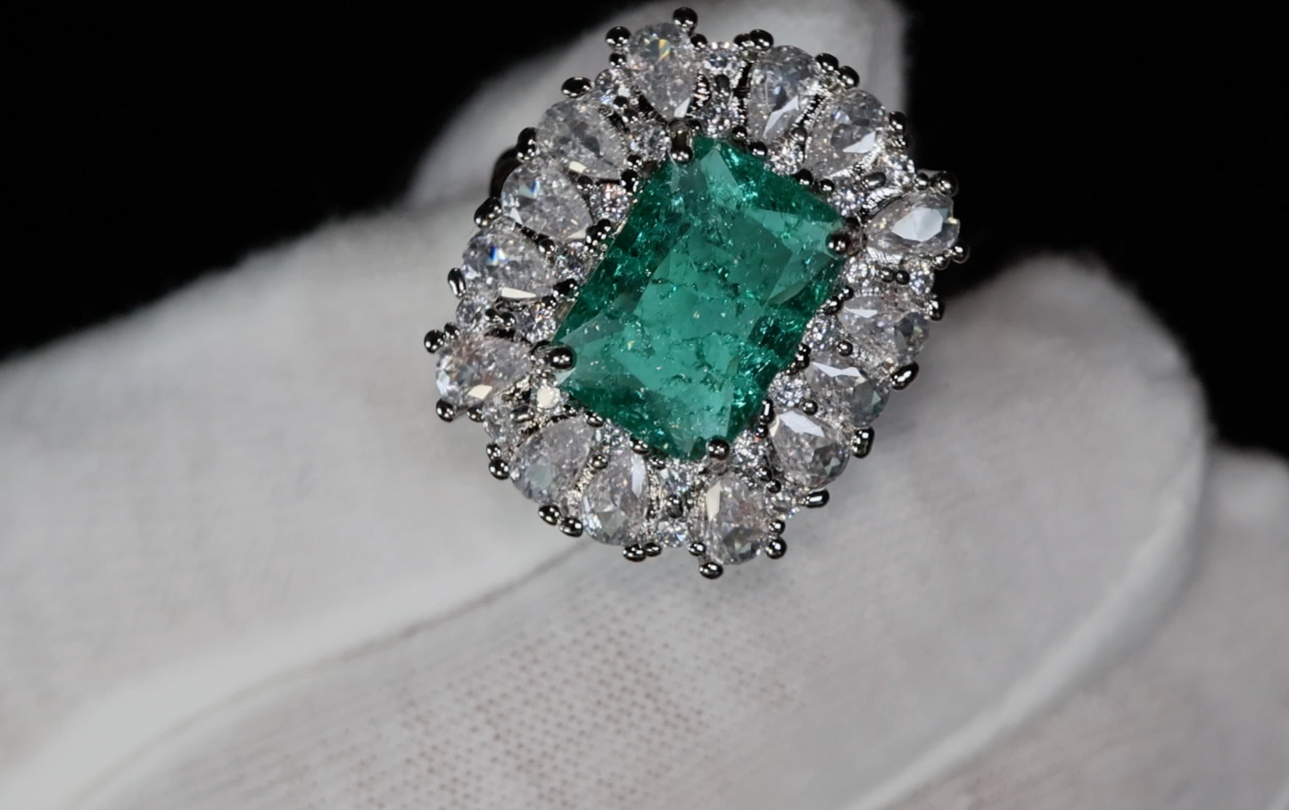 Womens Green Crushed Diamond Ring