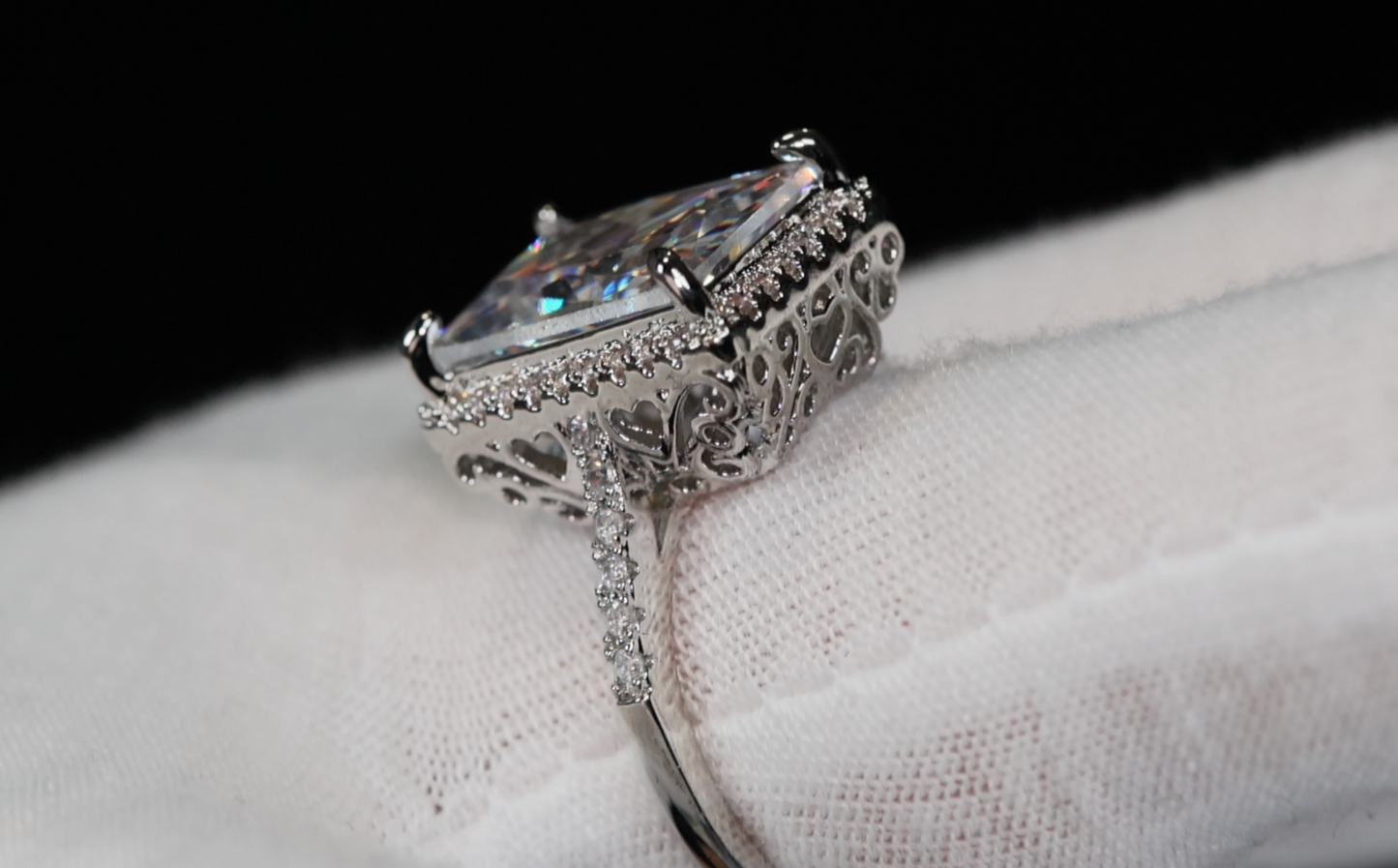 Radiant Cut Diamond Ring