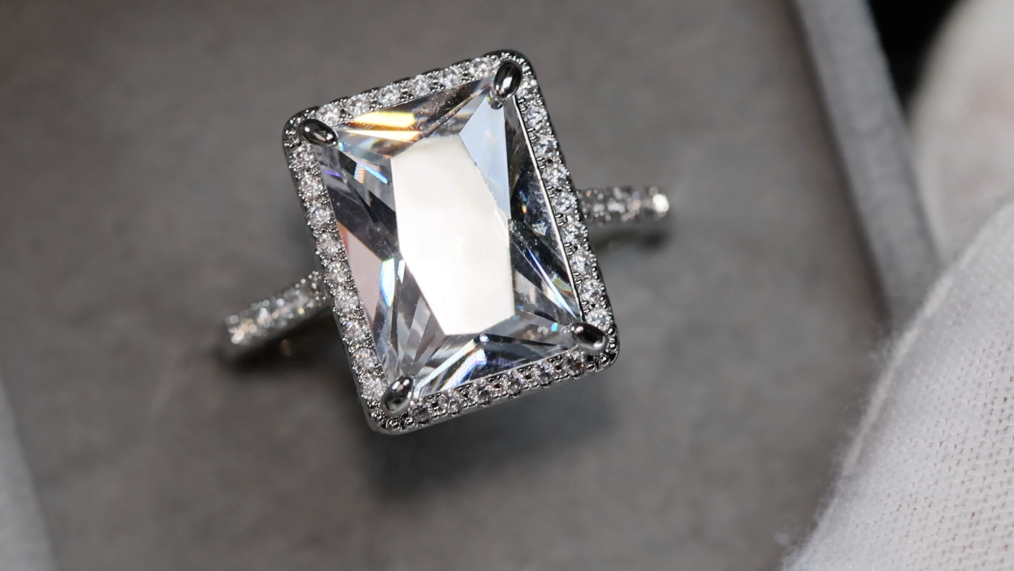 Radiant Cut Diamond Ring