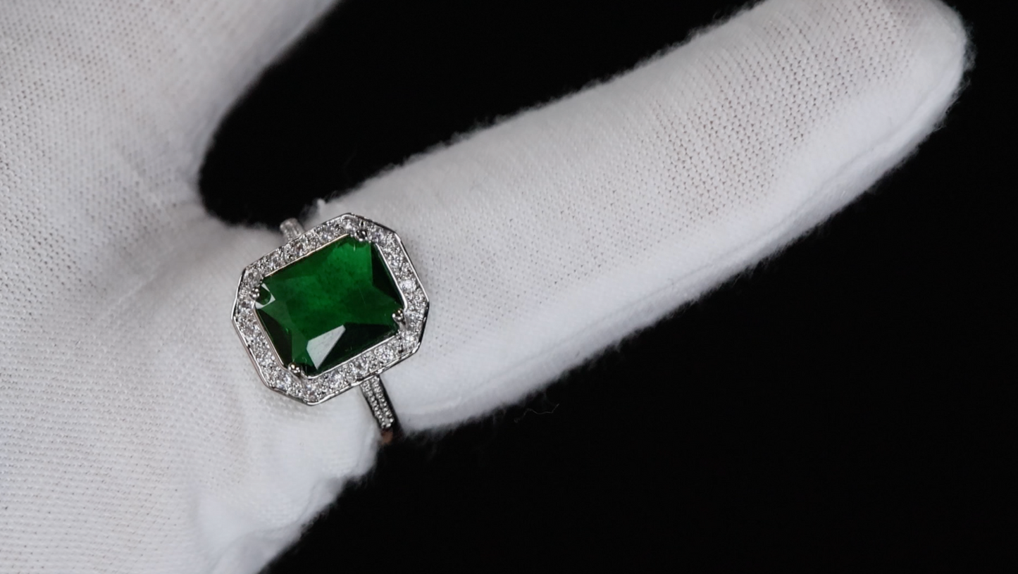 Womens Emerald Green Ring | Green Diamond Engagement Ring