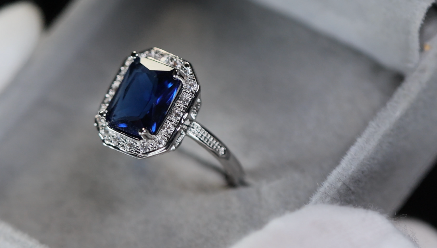 Sapphire Blue Diamond Ring | Blue Diamond Engagement Ring