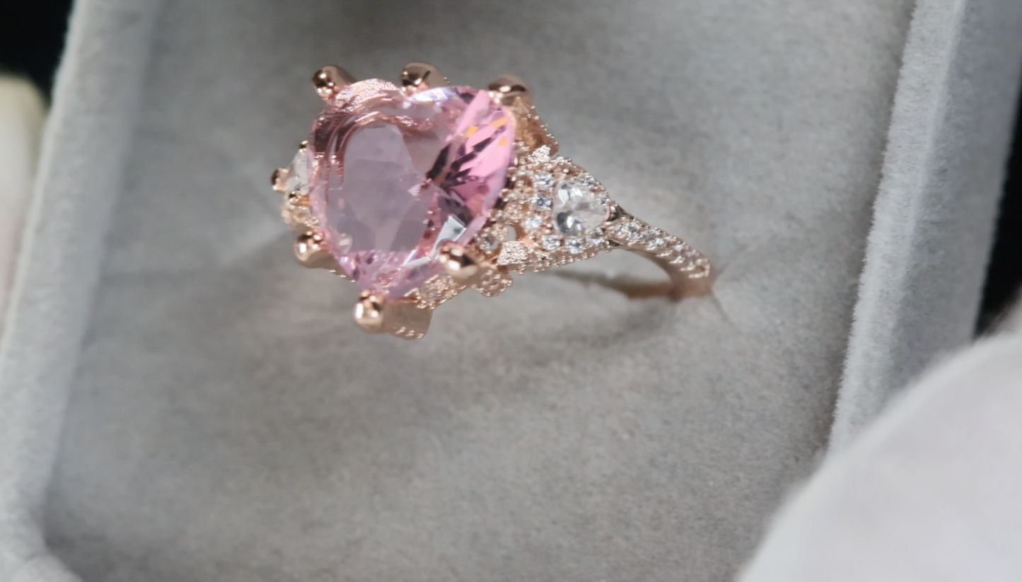 Rose Gold Diamond Heart Ring