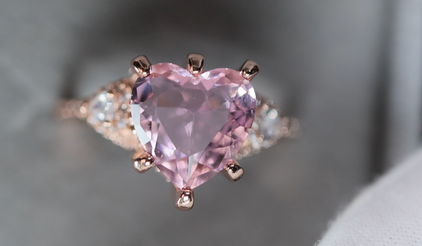 Rose Gold Diamond Heart Ring