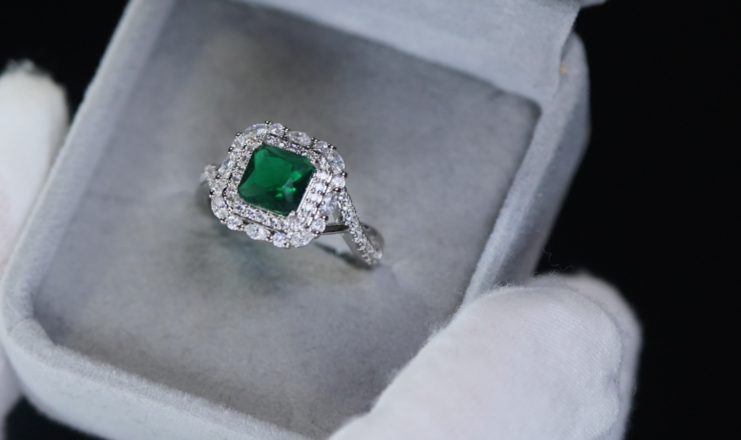 Green Diamond Ring