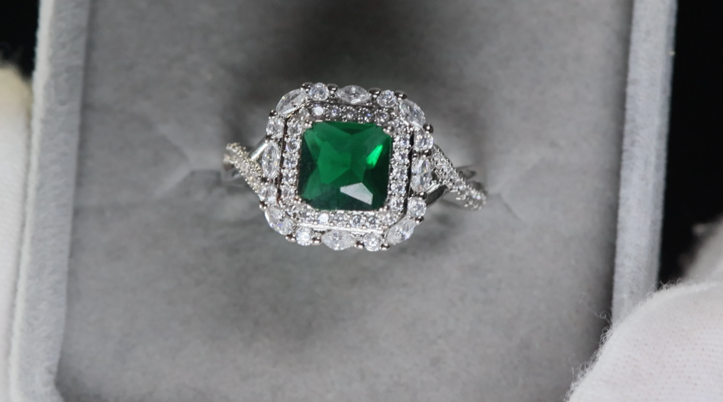 Green Diamond Ring