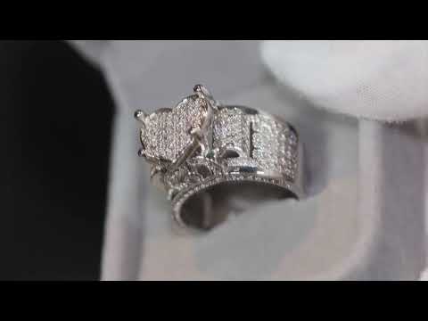 Womens diamond heart ring