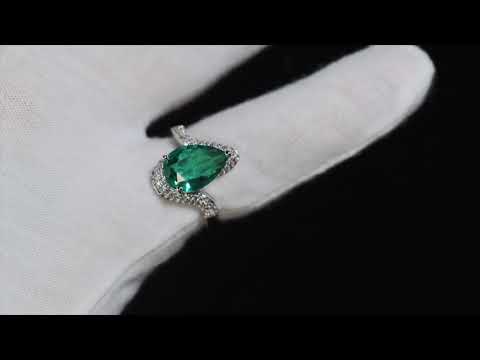 Load and play video in Gallery viewer, Green pear cut diamond ring
