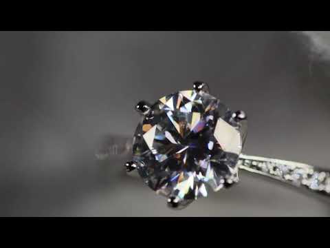 Moissanite Diamond Ring