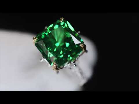 Green Diamond Ring | Emerald Green Ring