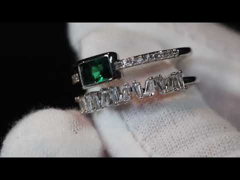 Green diamond rings