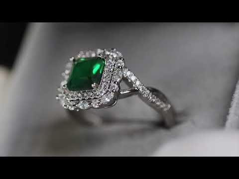 Load and play video in Gallery viewer, Green Diamond Ring