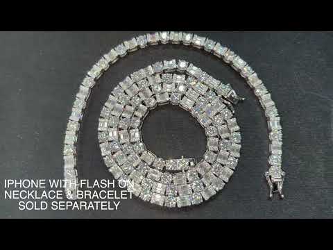 Load and play video in Gallery viewer, Baguette Moissanite Bracelet