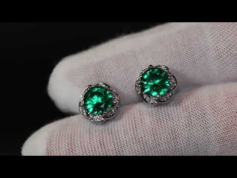 round green diamond ear studs