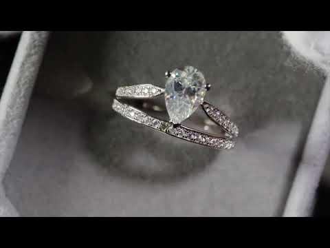 Pear Cut Moissanite Diamond Engagement Ring