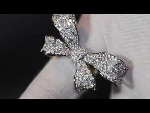 Womens ribbon diamond ring