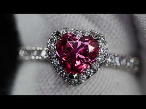 Load and play video in Gallery viewer, Pink Moissanite Diamond Heart Ring