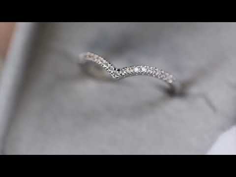 Load and play video in Gallery viewer, Wishbone Diamond Ring
