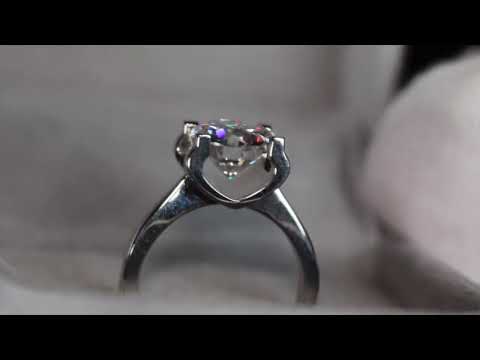 Load and play video in Gallery viewer, Moissanite Diamond Ring