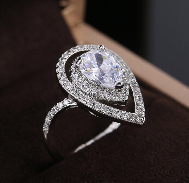 Teardrop Ring | Pear Cut Ring | Tear Drop ring | Pear shape ring