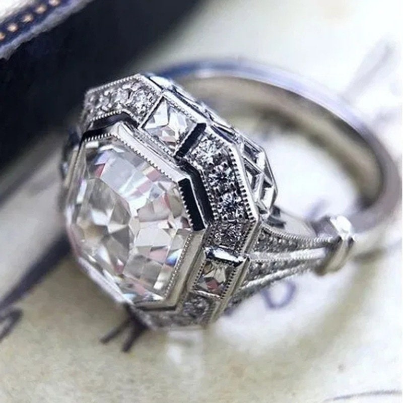 Vintage Diamond Ring | Womens Engagement Ring