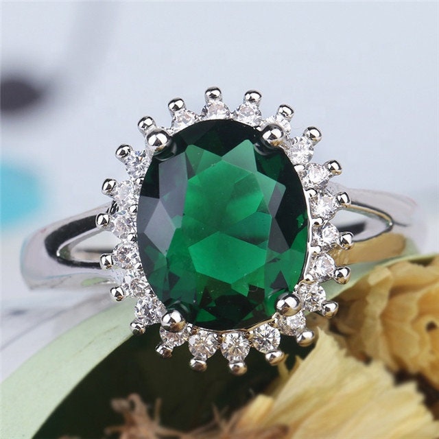 Green Diamond Ring | Green Diamond Engagement Ring | Emerald Green Ring | Green Diamond Jewelry | Green Diamond Ring with halo | Halo Ring