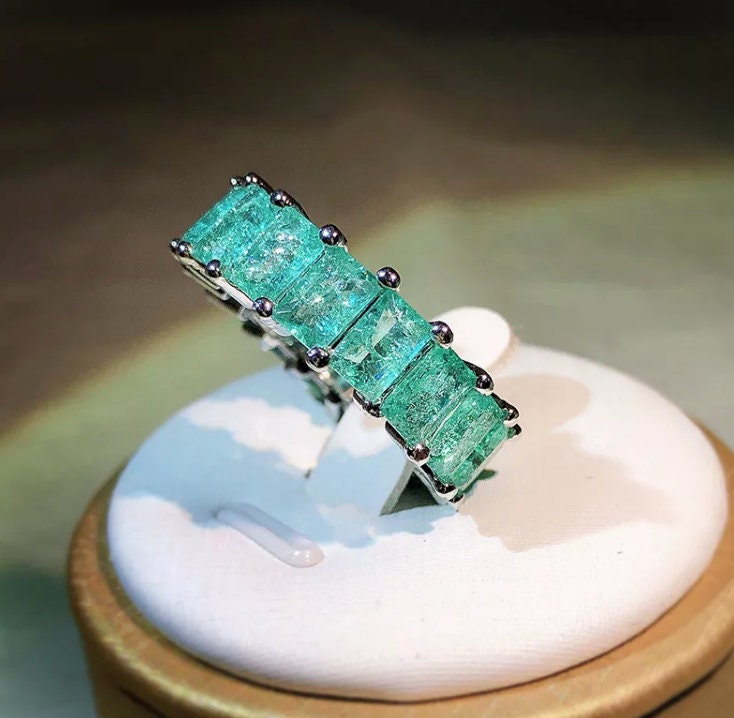 Eternity Ring | Green Diamond Ring | Green Diamond Engagement Rings