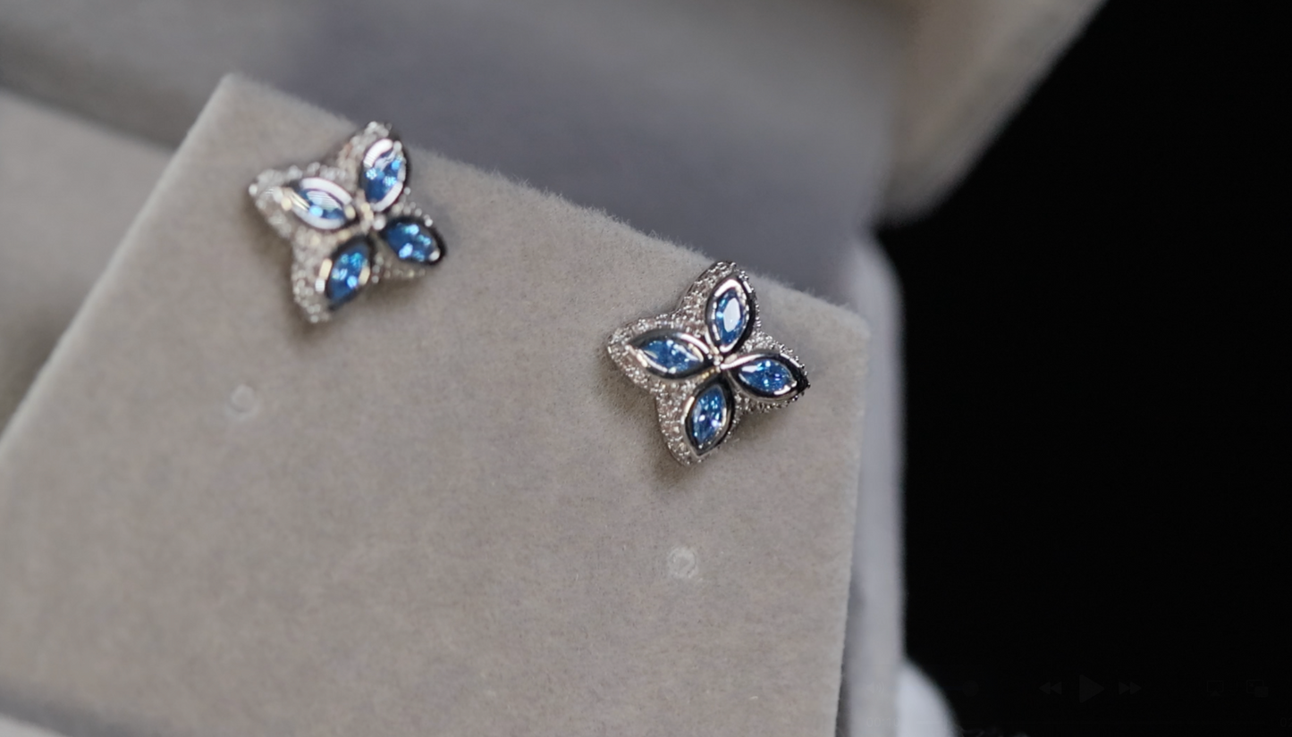 Blue Diamond Clover Ear Studs