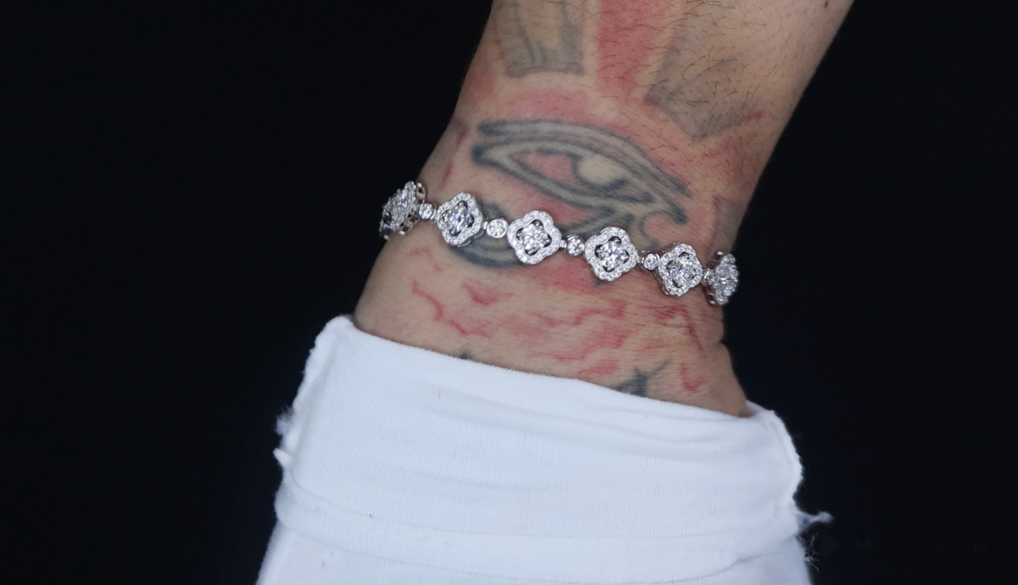 Diamond Clover Bracelet