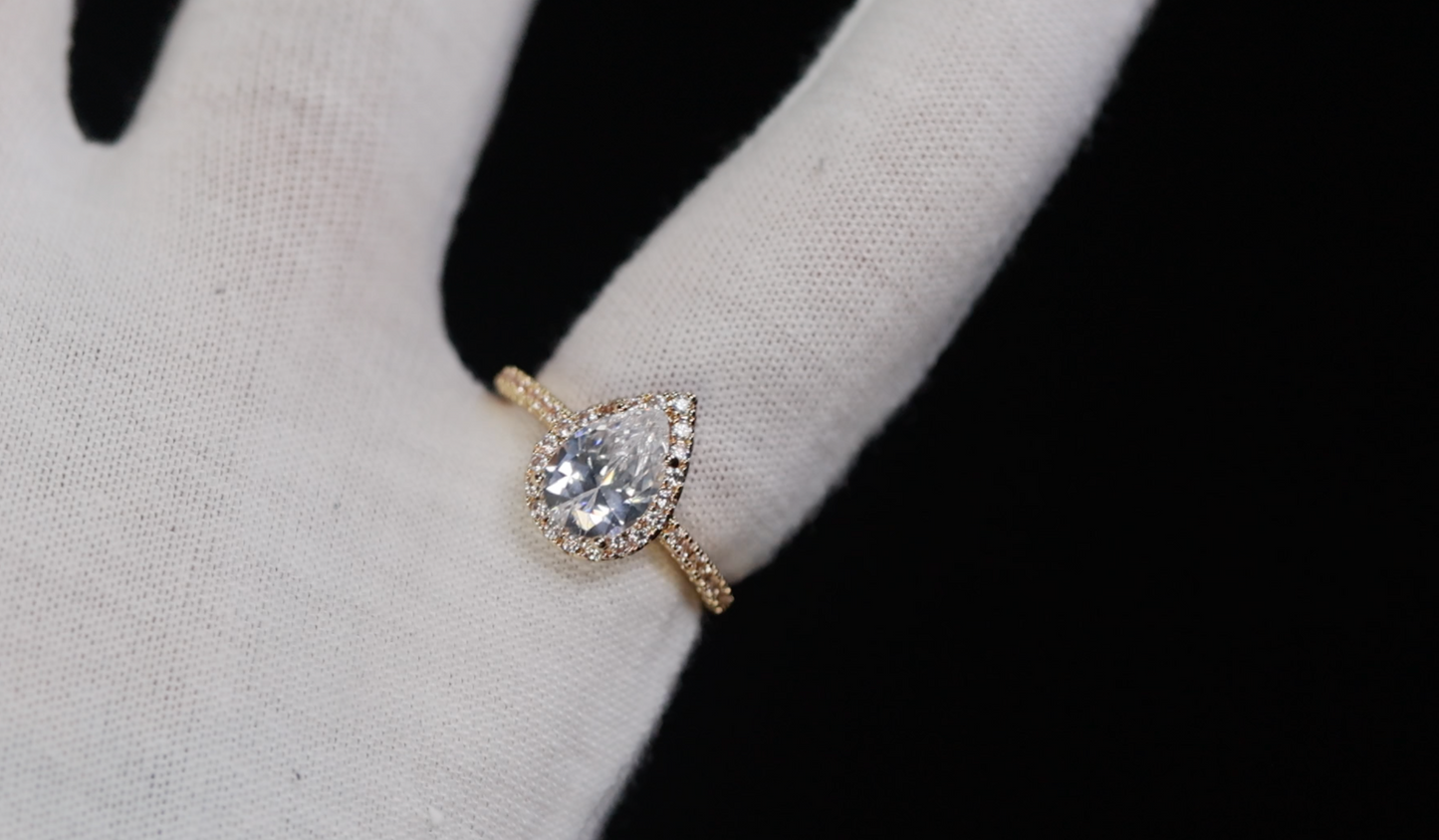 Gold Pear Cut Diamond Ring