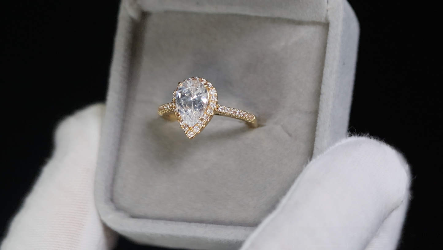 Gold Pear Cut Diamond Ring