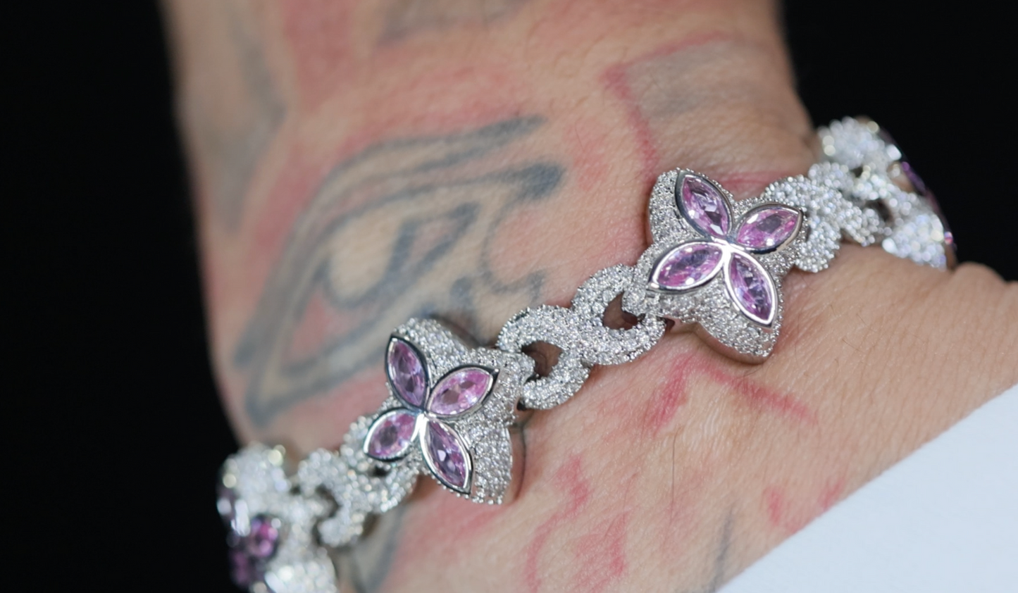Silver Bracelet with Purple Clover Diamonds