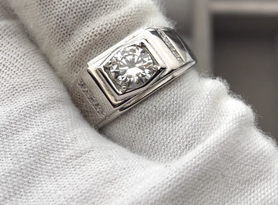 Mens Moissanite Rings | Mens Moissanite Diamond Wedding Ring