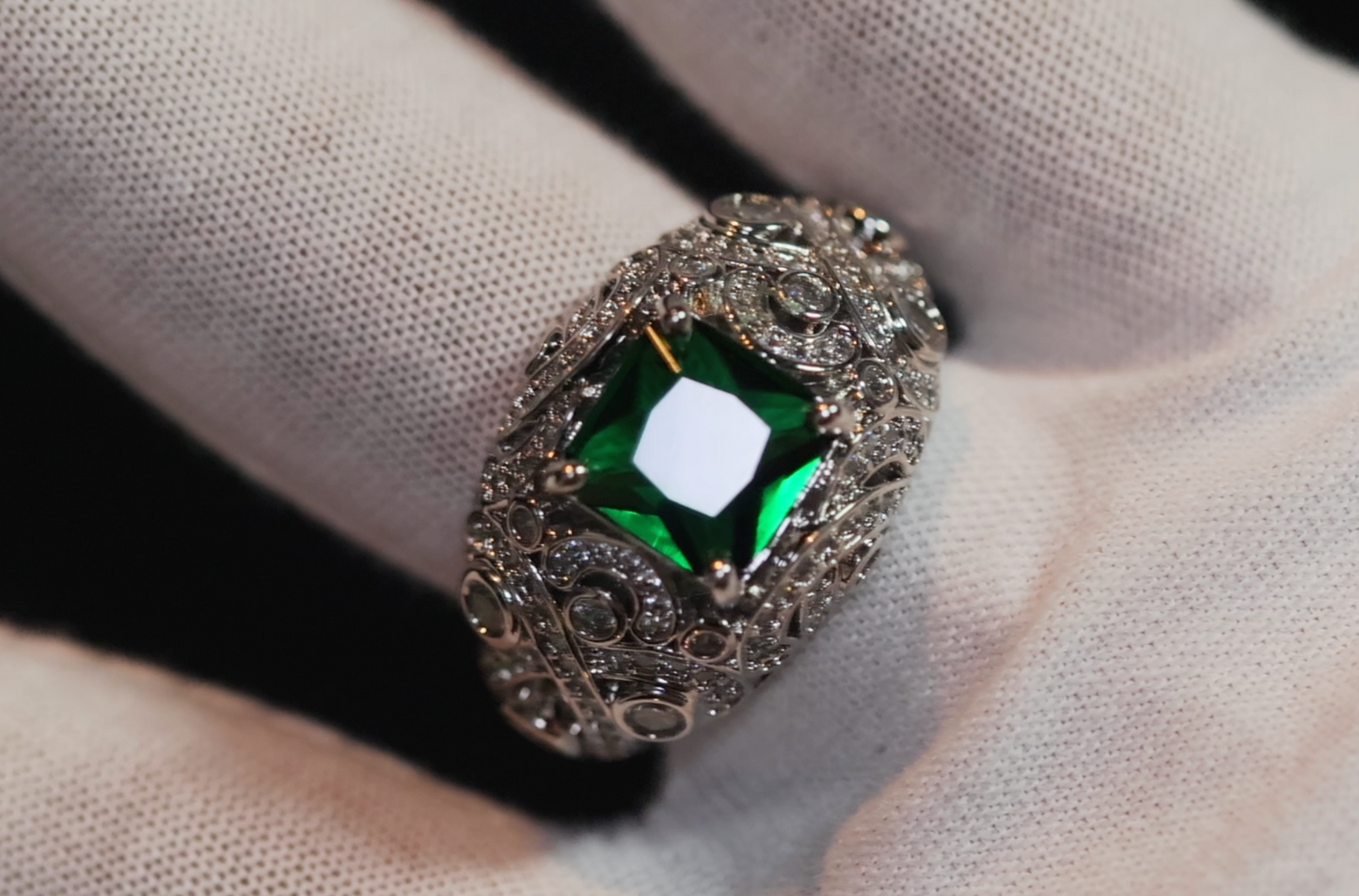 Green Diamond Ring