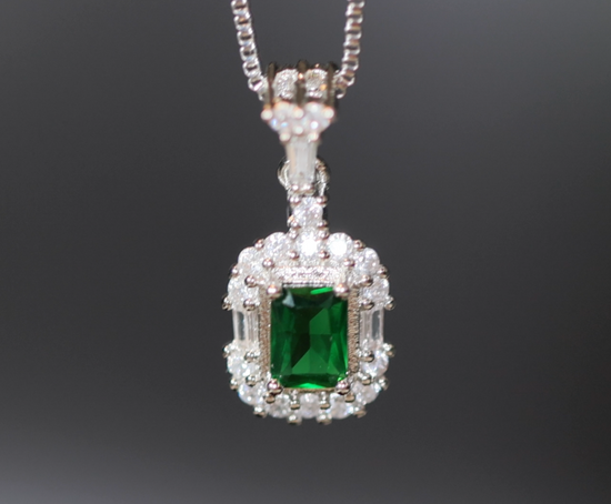 Green Diamond Necklace | Emerald Pendant