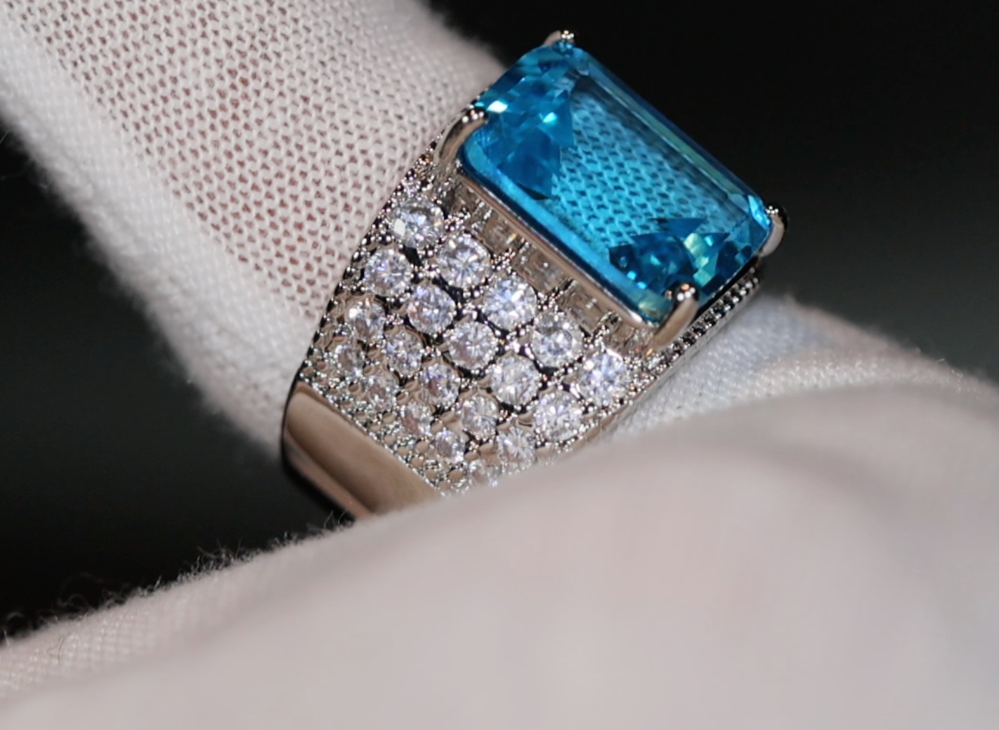 Aquamarine Blue Emerald Diamond Ring | Blue Emerald Diamond Ring