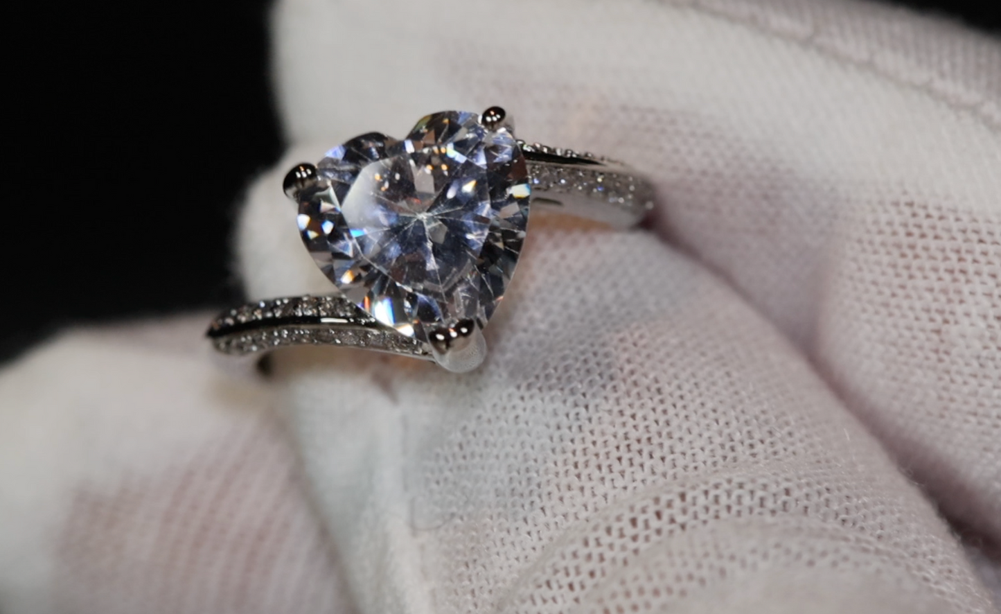 Diamond heart ring | Diamond Heart Rings | Bling Ring