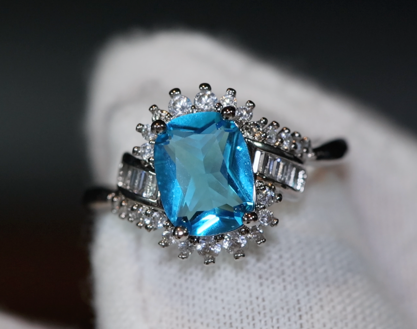 Aquamarine Ring | Blue Diamond Ring | Aquamarine Baguette Ring