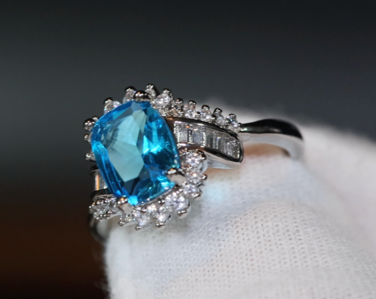 Aquamarine Ring | Blue Diamond Ring | Aquamarine Baguette Ring