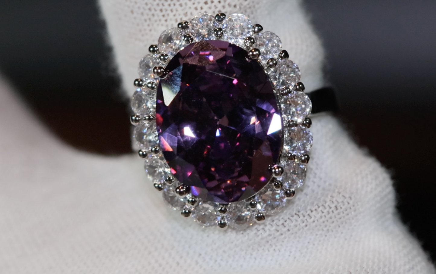 Purple Diamond Ring | Purple Diamond Engagement Ring