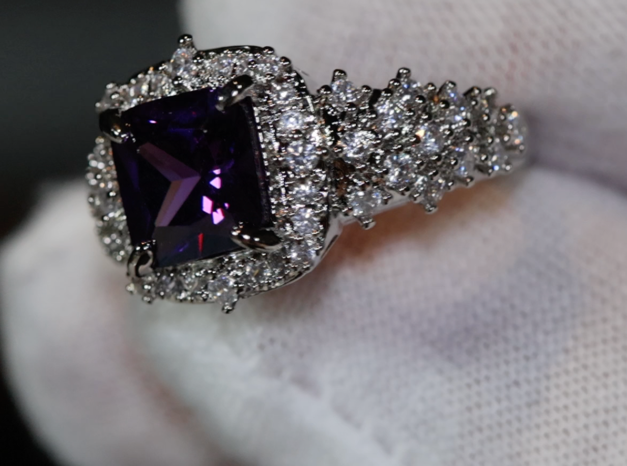 Princess Cut Ring | Purple Diamond Ring | Purple Diamond Engagement Ring | Purple Amethyst Ring | Purple Sapphire Ring | Purple Gem Ring